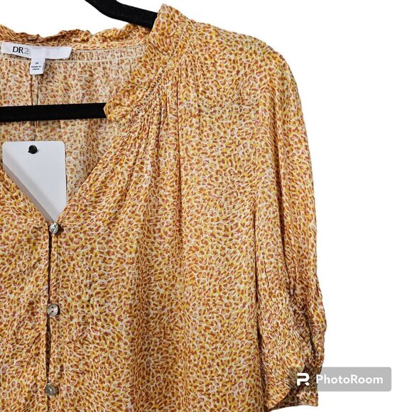 DR2 Short Sleeve Animal Orange Button Down Blouse - Picture 3 of 6